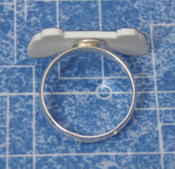 Pink Playstation Video Game Controller Ring - Image 2