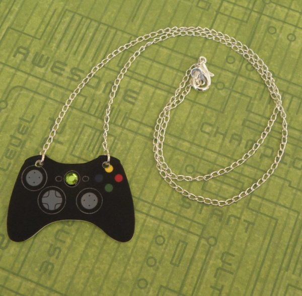 Black Xbox 360 Elite Video Games Controller Necklace - Image 4