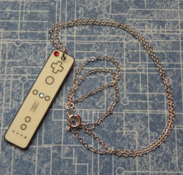 Nintendo Wii Video Game Controller Necklace - Image 4