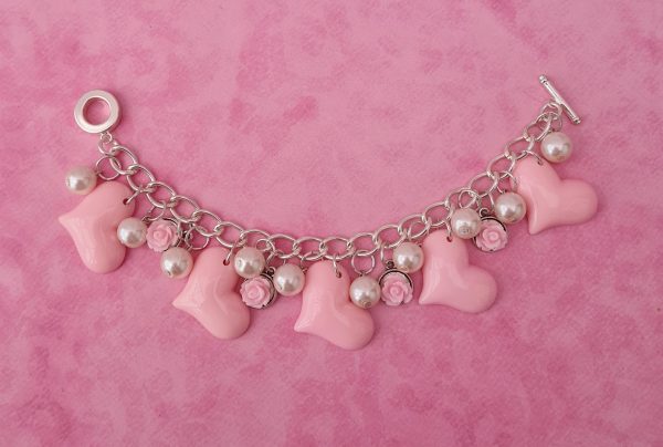 Kawaii Heart Charm Bracelet - Image 2