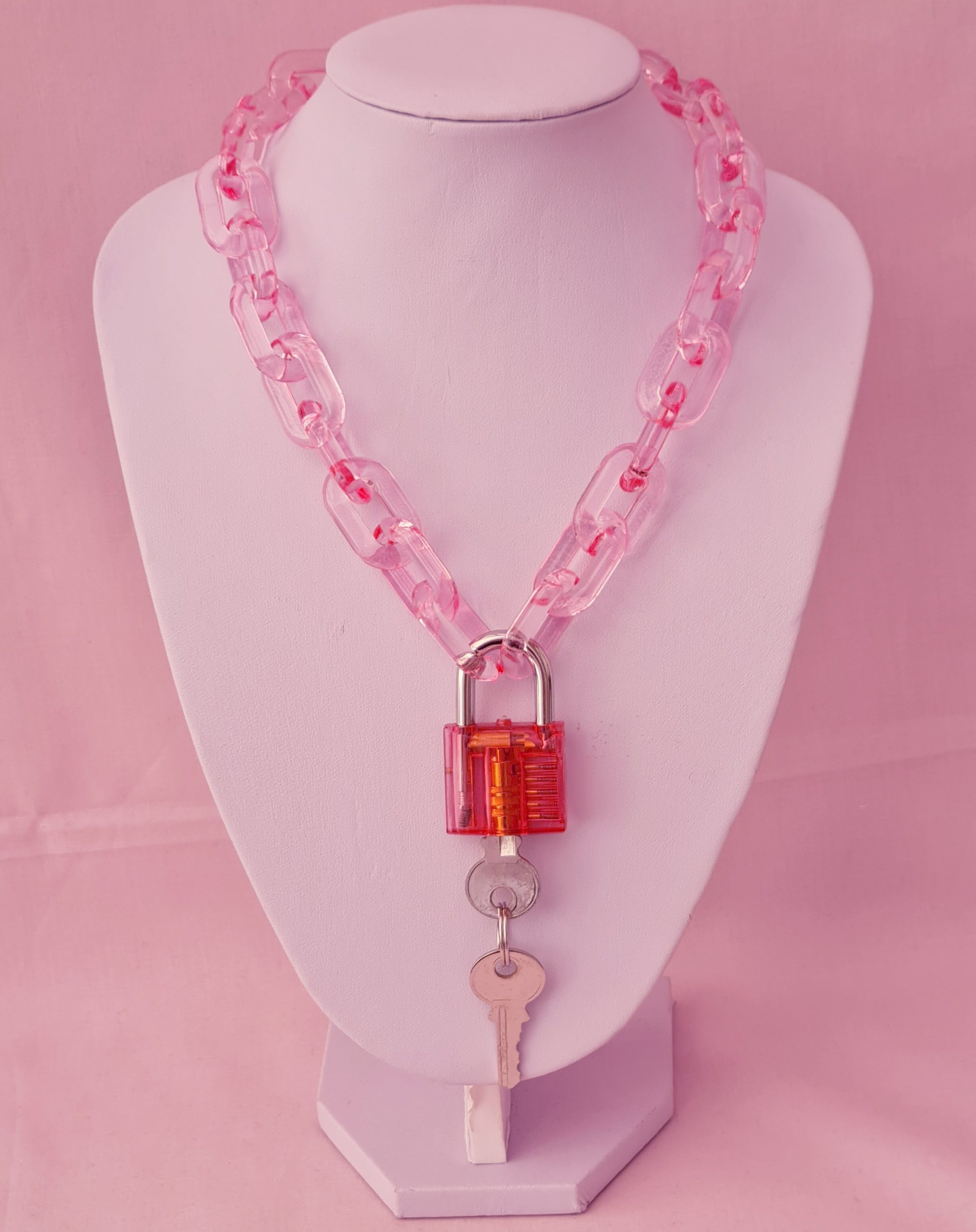 Chunky padlock best sale necklace