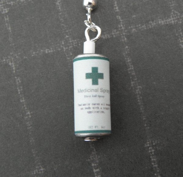 Resident Evil First Aid Spray Earrings - Image 4