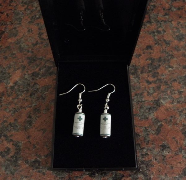Resident Evil First Aid Spray Earrings - Image 5