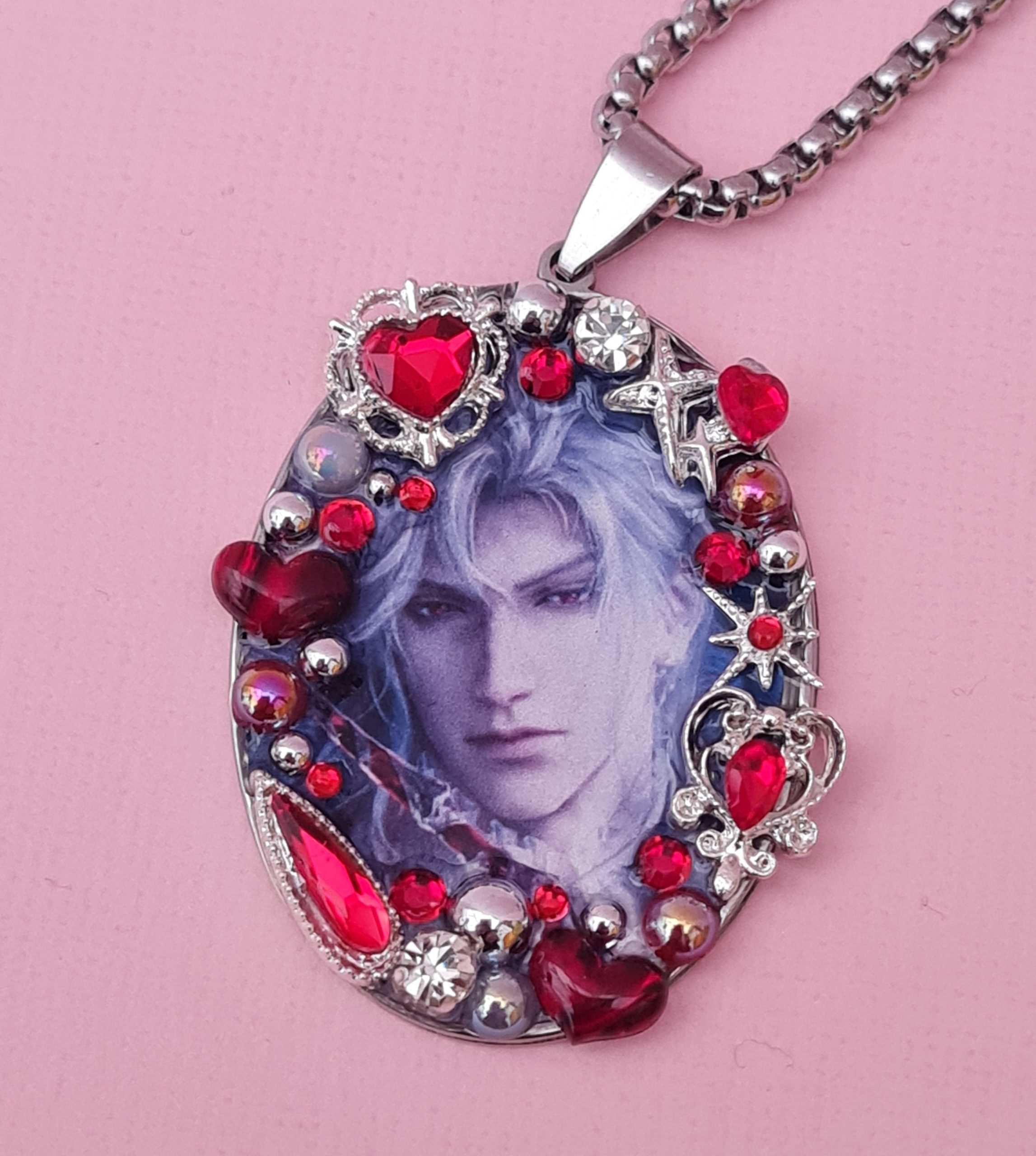 Sylus Archfiend Photo Pendant Necklace - Image 3